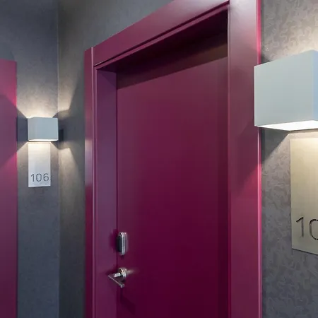 Alda Barrio Humedo 3* León