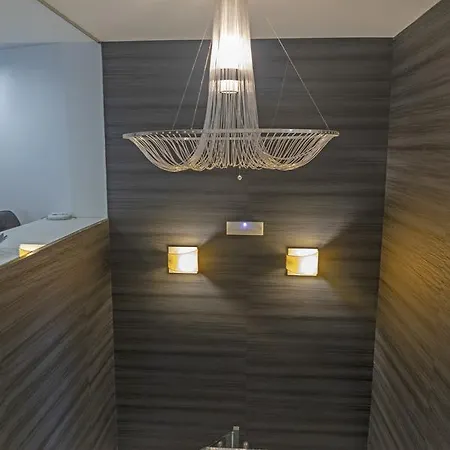 Hotel Alda Barrio Humedo