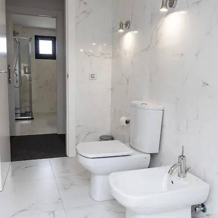 Alda Barrio Humedo 3*