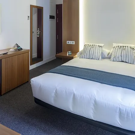 Otel Alda Barrio Humedo León