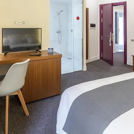 Hotell Alda Barrio Humedo 3*