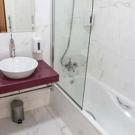 Alda Barrio Humedo 3*