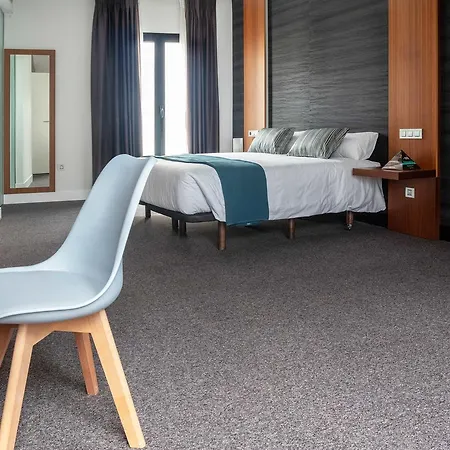 Otel Alda Barrio Humedo León