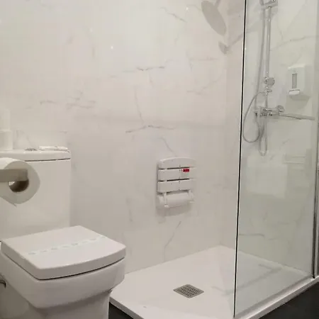 Otel Alda Barrio Humedo