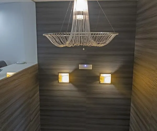 Hotel Alda Barrio Humedo