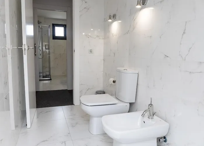 Alda Barrio Humedo 3*