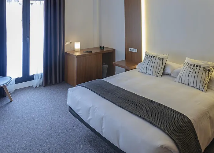 Hotel Alda Barrio Humedo 3*