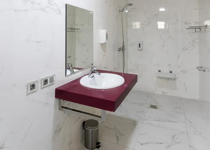 Alda Barrio Humedo Hotel León