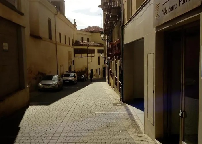 Hotel Alda Barrio Humedo 3*