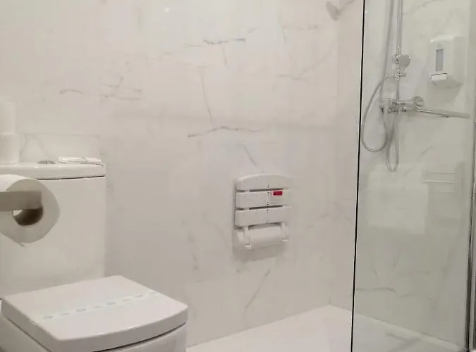 Hotel Alda Barrio Humedo